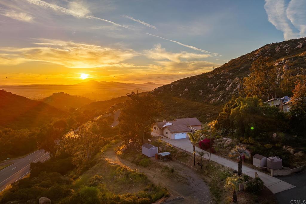 2792 La Cresta Road El Cajon, CA 92021 - Photo 2 of 60