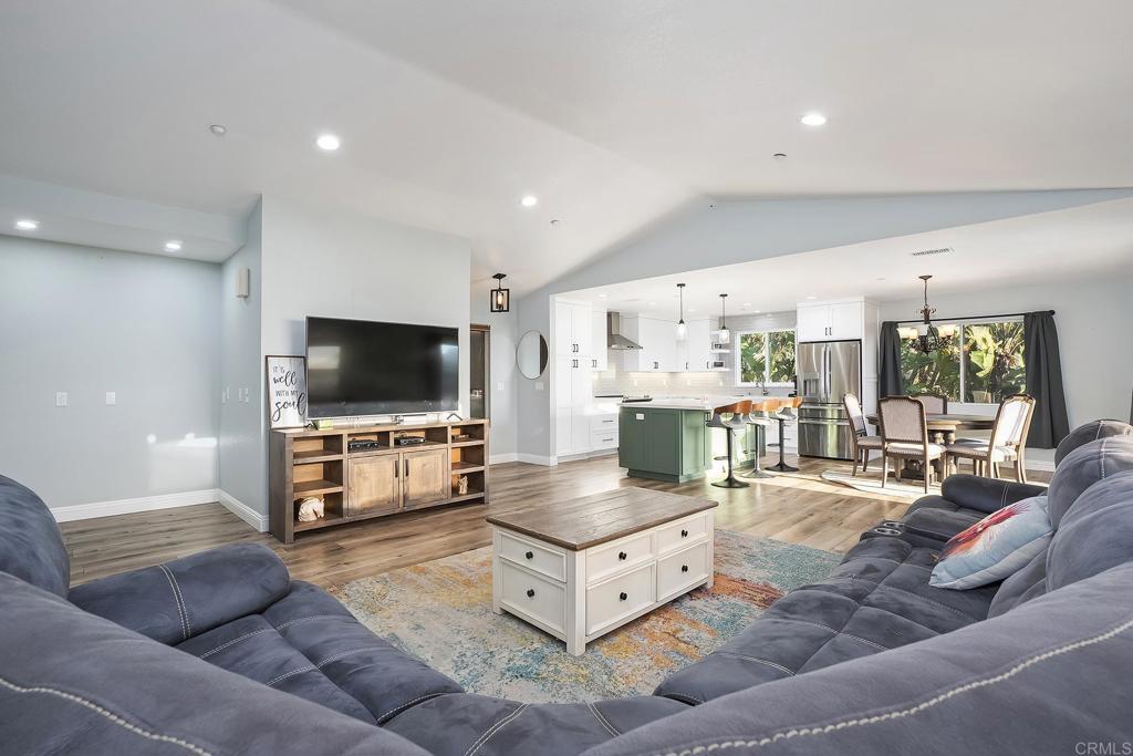 2792 La Cresta Road El Cajon, CA 92021 - Photo 7 of 60