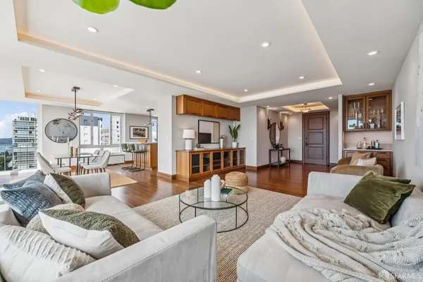 $2,450,000 | 1200 California Street, Unit 16B, San Francisco, CA 94109