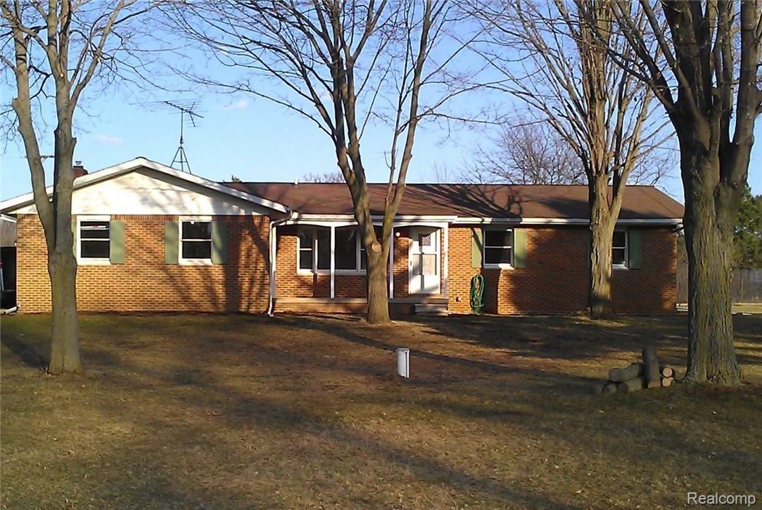 1045 North Kane Road Webberville, MI 48892 - Photo 2 of 48 view of front of house