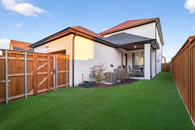 $749,000 | 15562 Fringe Tree Road, Frisco, TX 75035