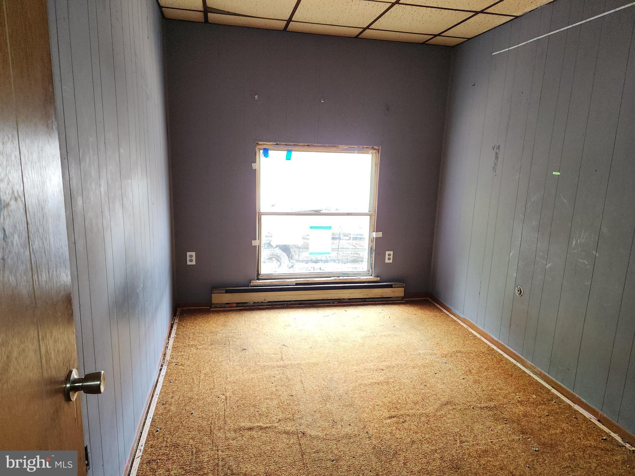 323 South Lehigh Street Baltimore, MD 21224 - Photo 3 of 22