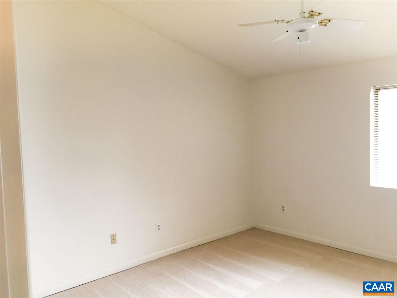 112 Turtle Creek Road, Unit 2 Charlottesville, VA 22901 - Photo 6 of 8 Gallery Image 6
