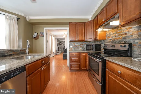 $369,000 | 240 Wadas Avenue, Upper Darby, PA 19082