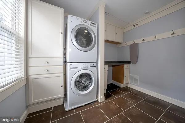 $369,000 | 240 Wadas Avenue, Upper Darby, PA 19082