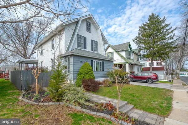 $369,000 | 240 Wadas Avenue, Upper Darby, PA 19082