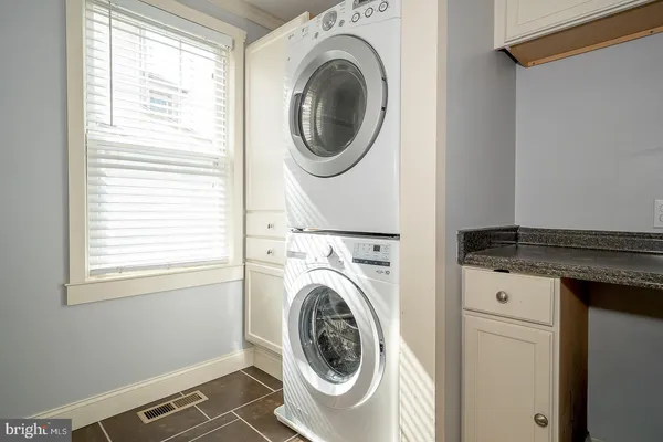 $369,000 | 240 Wadas Avenue, Upper Darby, PA 19082