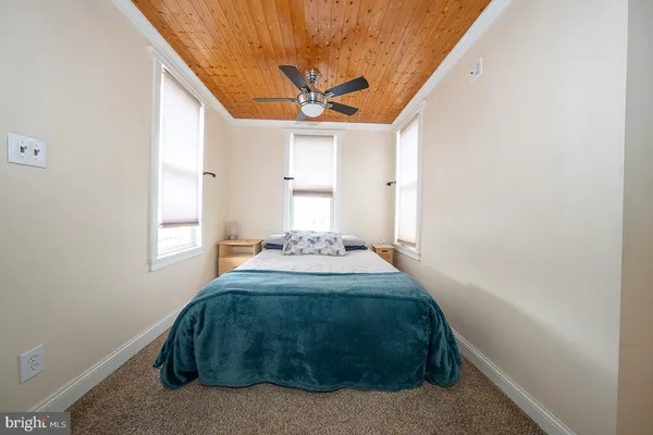 $369,000 | 240 Wadas Avenue, Upper Darby, PA 19082