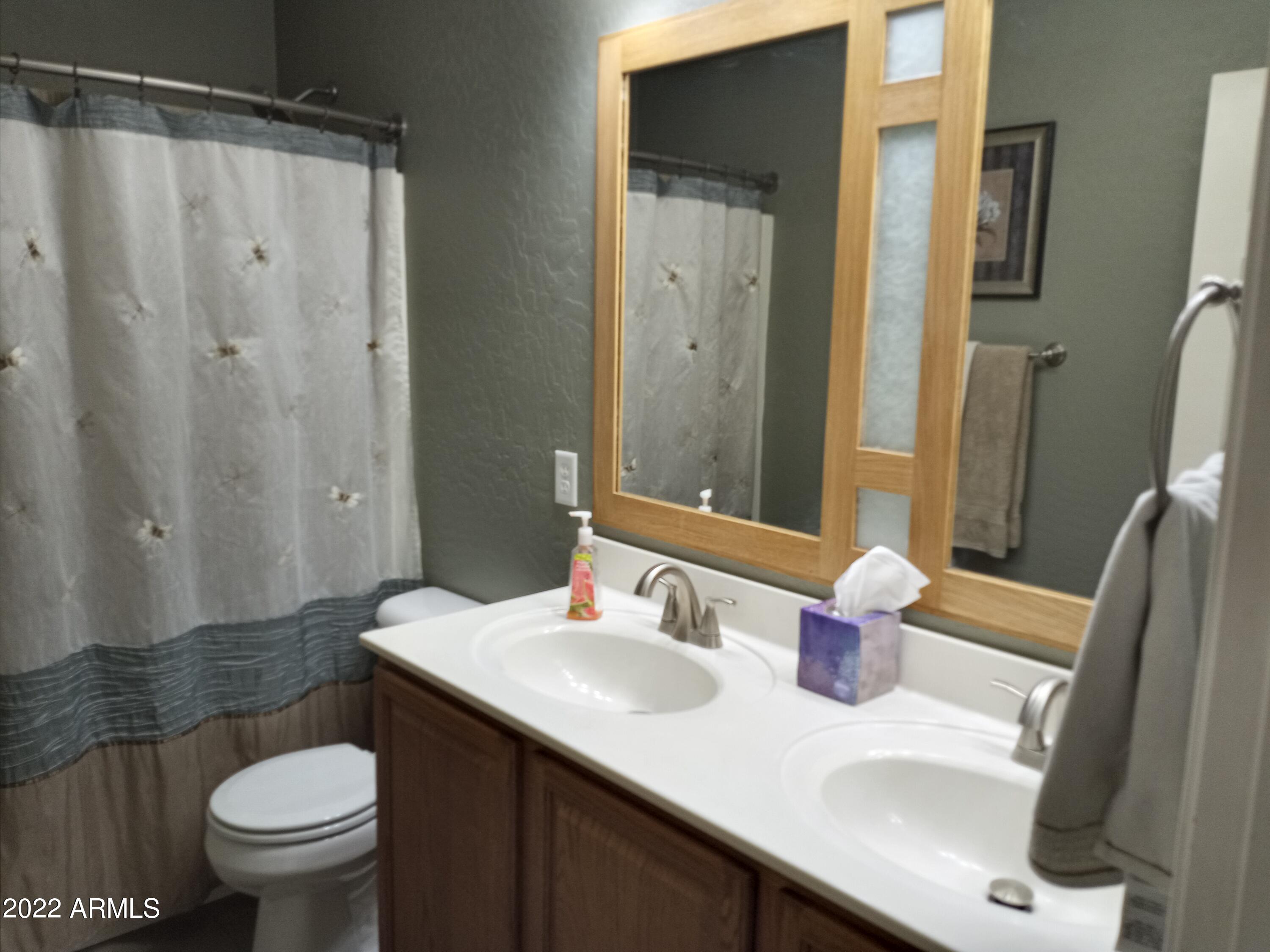 3522 West Riordan Ranch Road Phoenix, AZ 85083 - Photo 23 of 30 Guest Bath