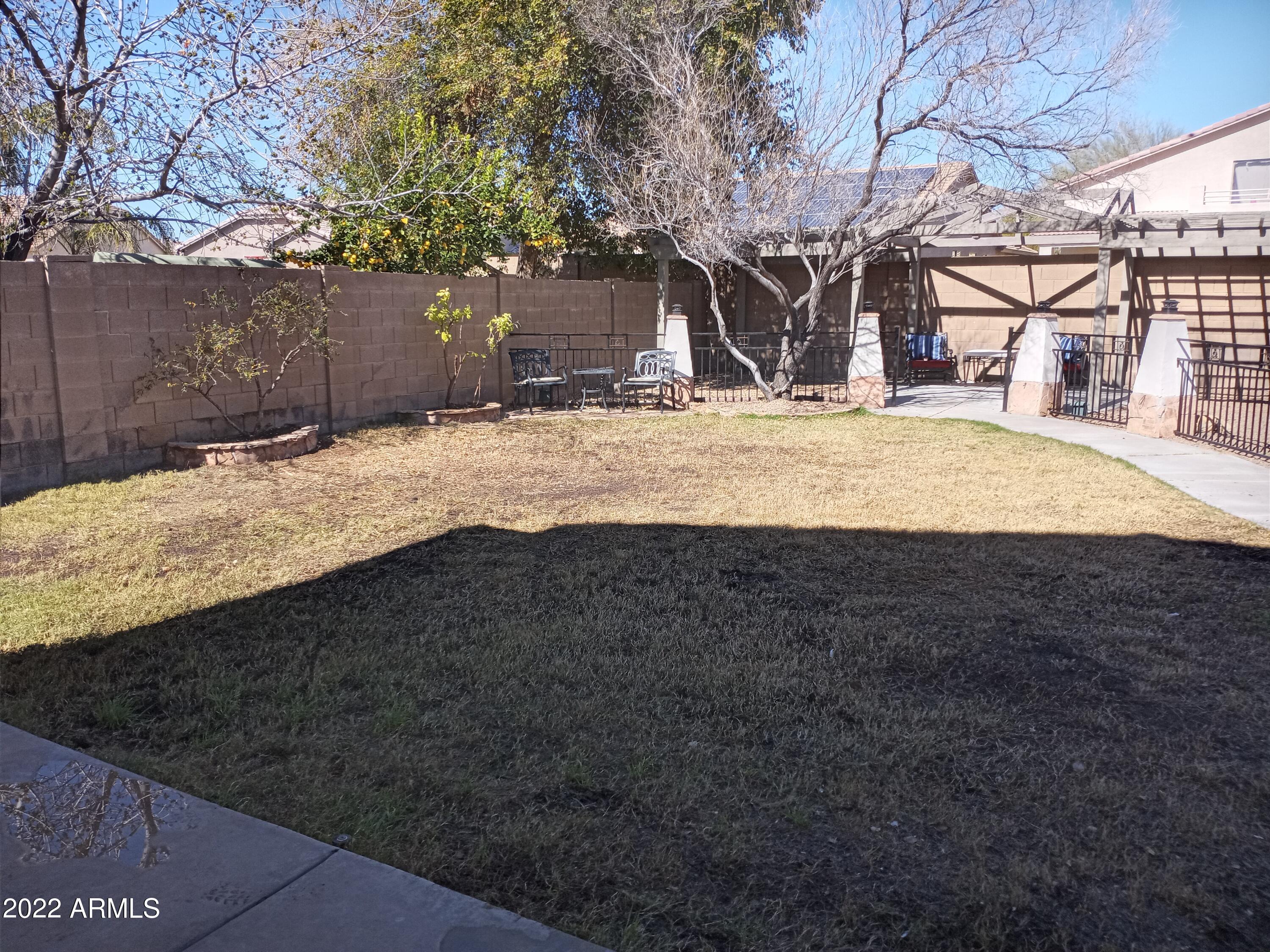 3522 West Riordan Ranch Road Phoenix, AZ 85083 - Photo 28 of 30 Grassy play area