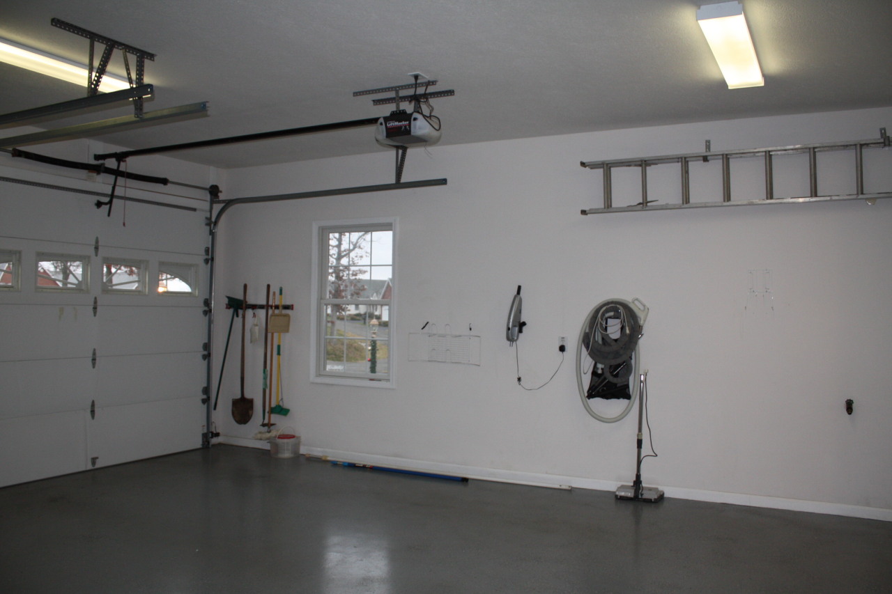 3335 Torrey Pines Circle Riner, VA 24149 - Photo 14 of 19 Smith-garage view 2Torrey Pines 020