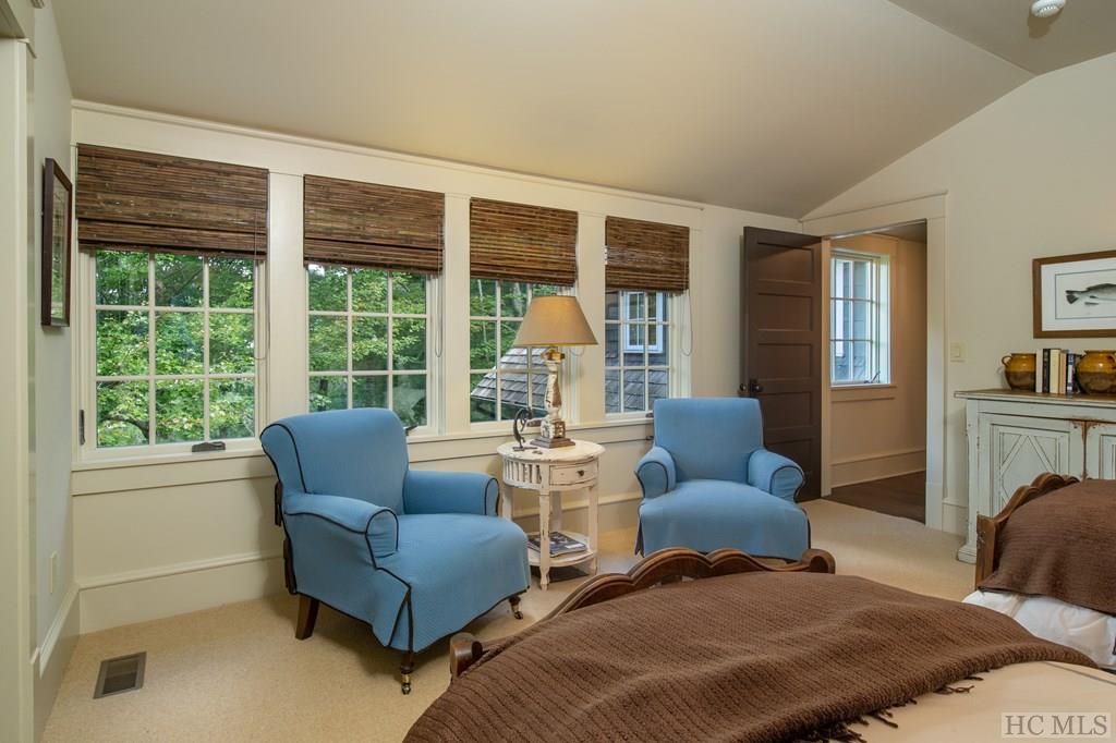 424 Gristmill Ridge Highlands, NC 28741 - Photo 37 of 59 Gallery Image 37
