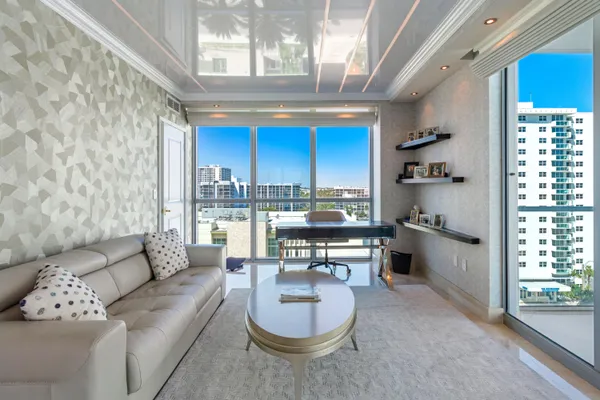 $14,000 | 3101 South Ocean Drive, Unit 901, Hollywood, FL 33019