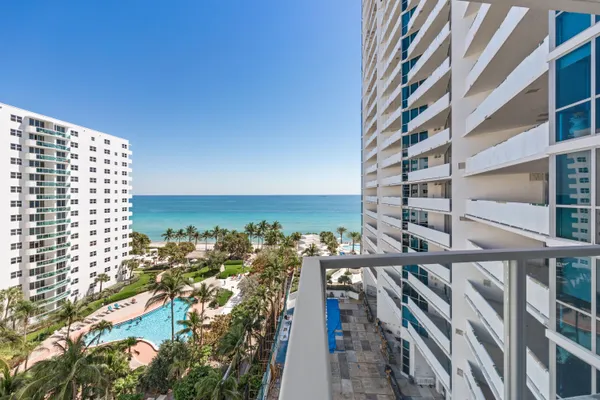 $14,000 | 3101 South Ocean Drive, Unit 901, Hollywood, FL 33019