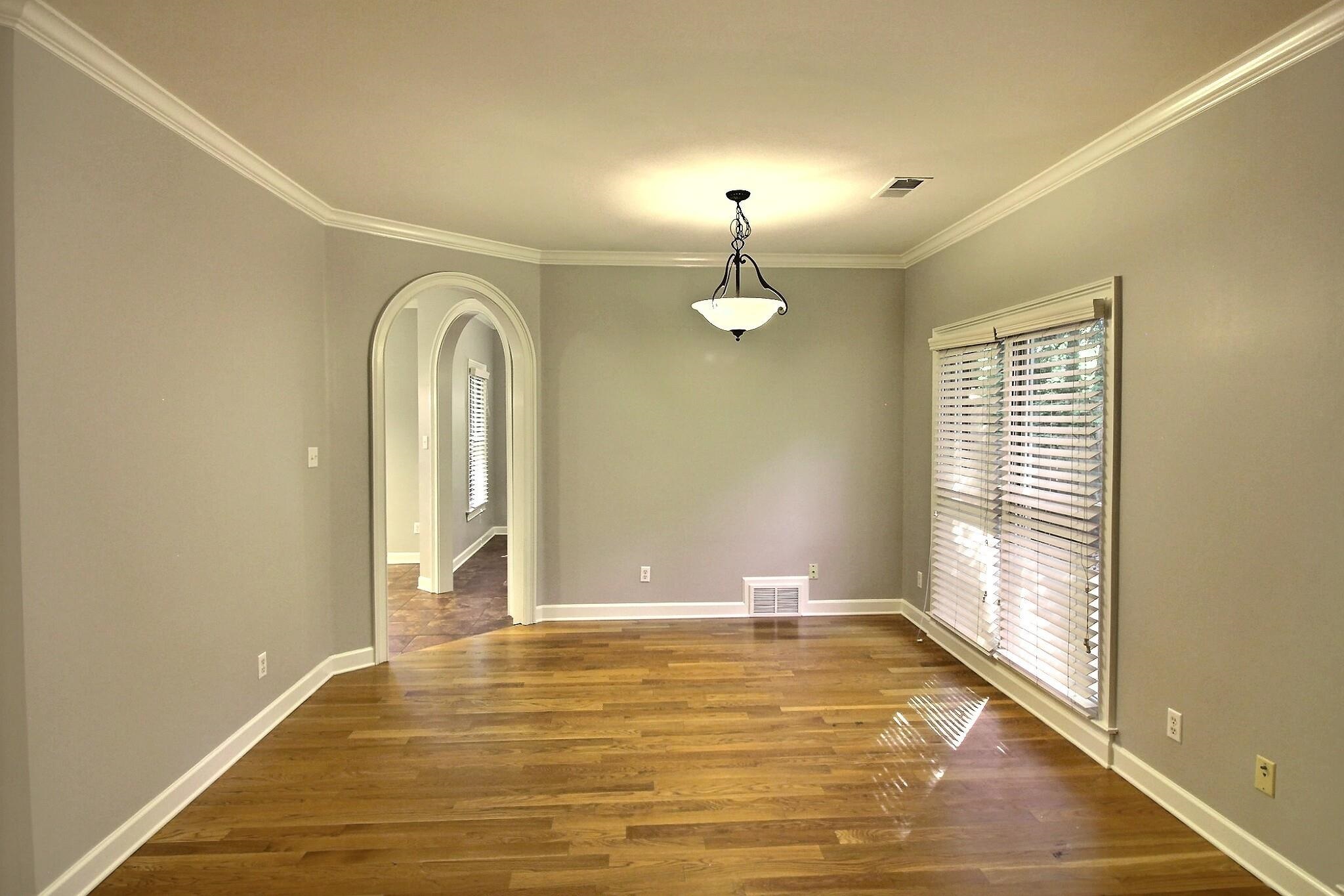 255 Ellawood Lane Collierville, TN 38017 - Photo 11 of 38 a view of a livingroom with a staircase
