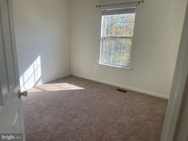$3,300 | 13256 Coppermill Drive, Herndon, VA 20171