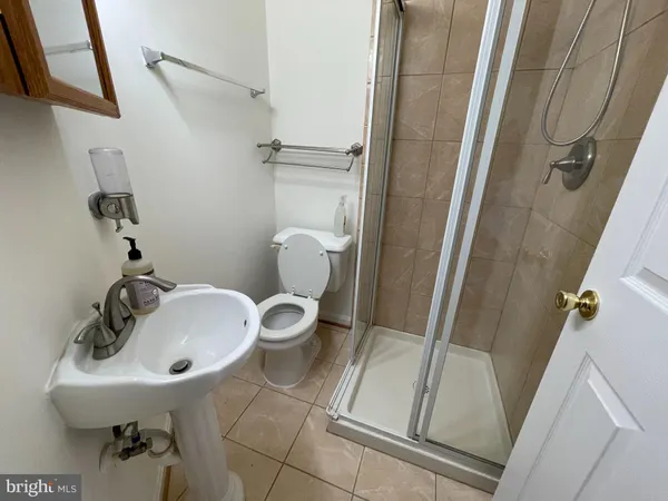 $3,300 | 13256 Coppermill Drive, Herndon, VA 20171