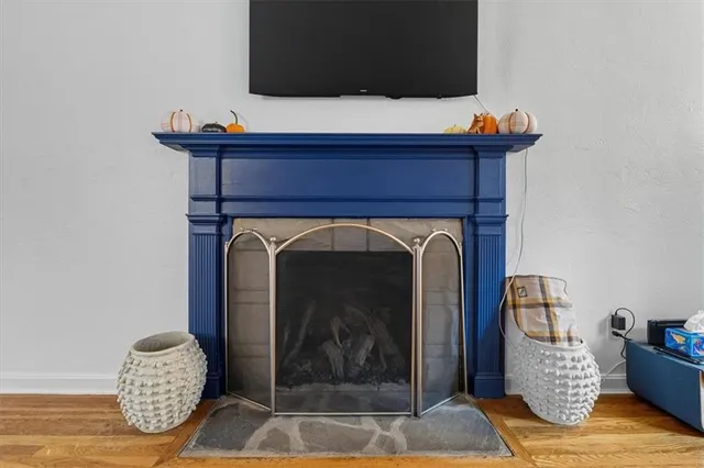 $350,000 | 1010 Greenlawn Drive, Mt. Lebanon, PA 15216