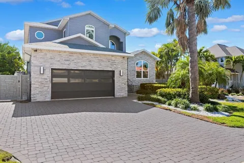 $1,437,600 | 648 Santa Maria Drive, Tierra Verde, FL 33715