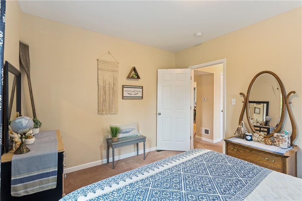 731 Wible Run Road Pittsburgh, PA 15209 - Photo 17 of 18