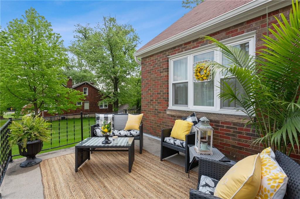 731 Wible Run Road Pittsburgh, PA 15209 - Photo 3 of 18