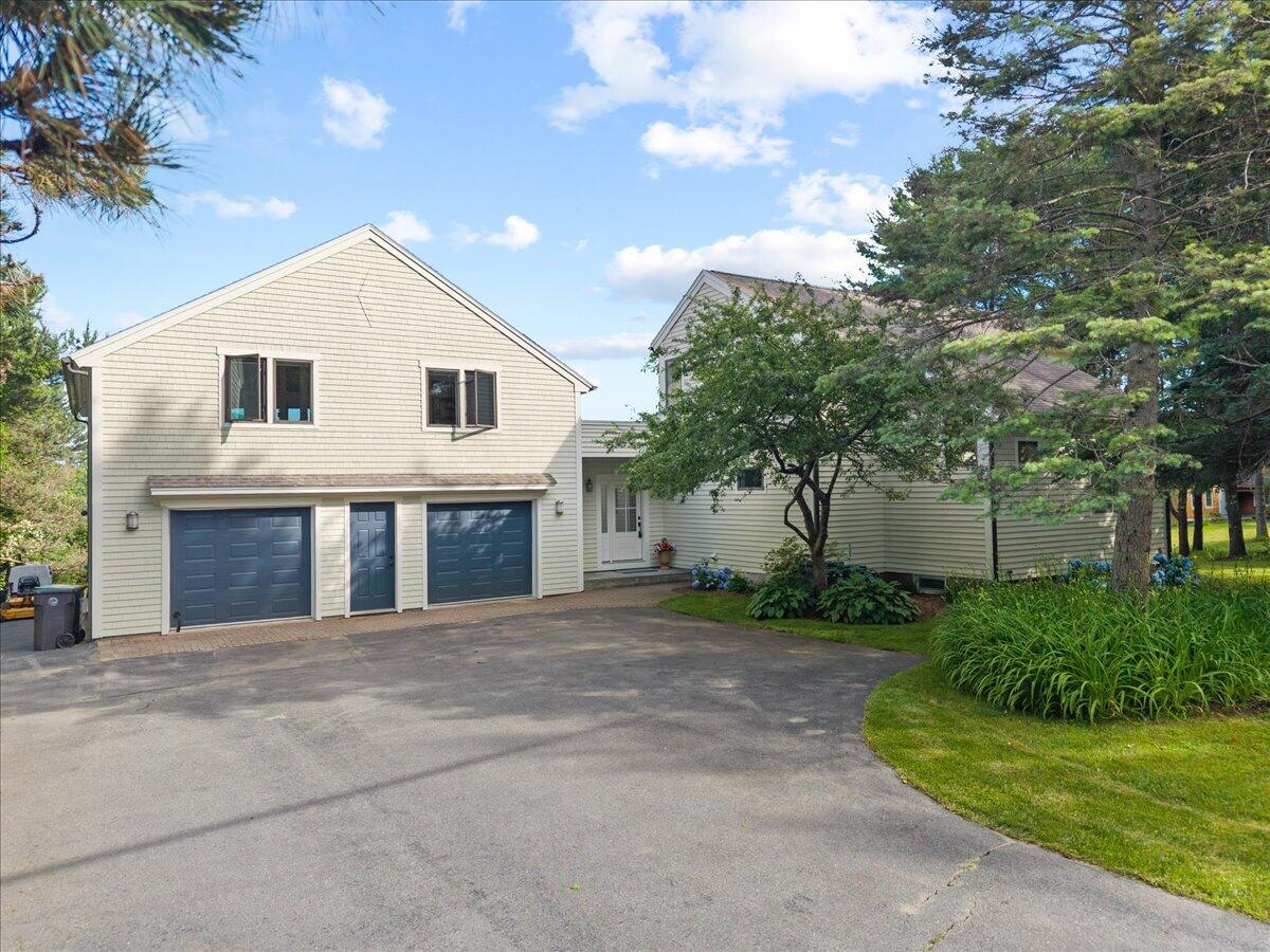 171 Spurwink Road Scarborough, ME 04074 - Photo 4 of 52 02-171 Spurwink-02