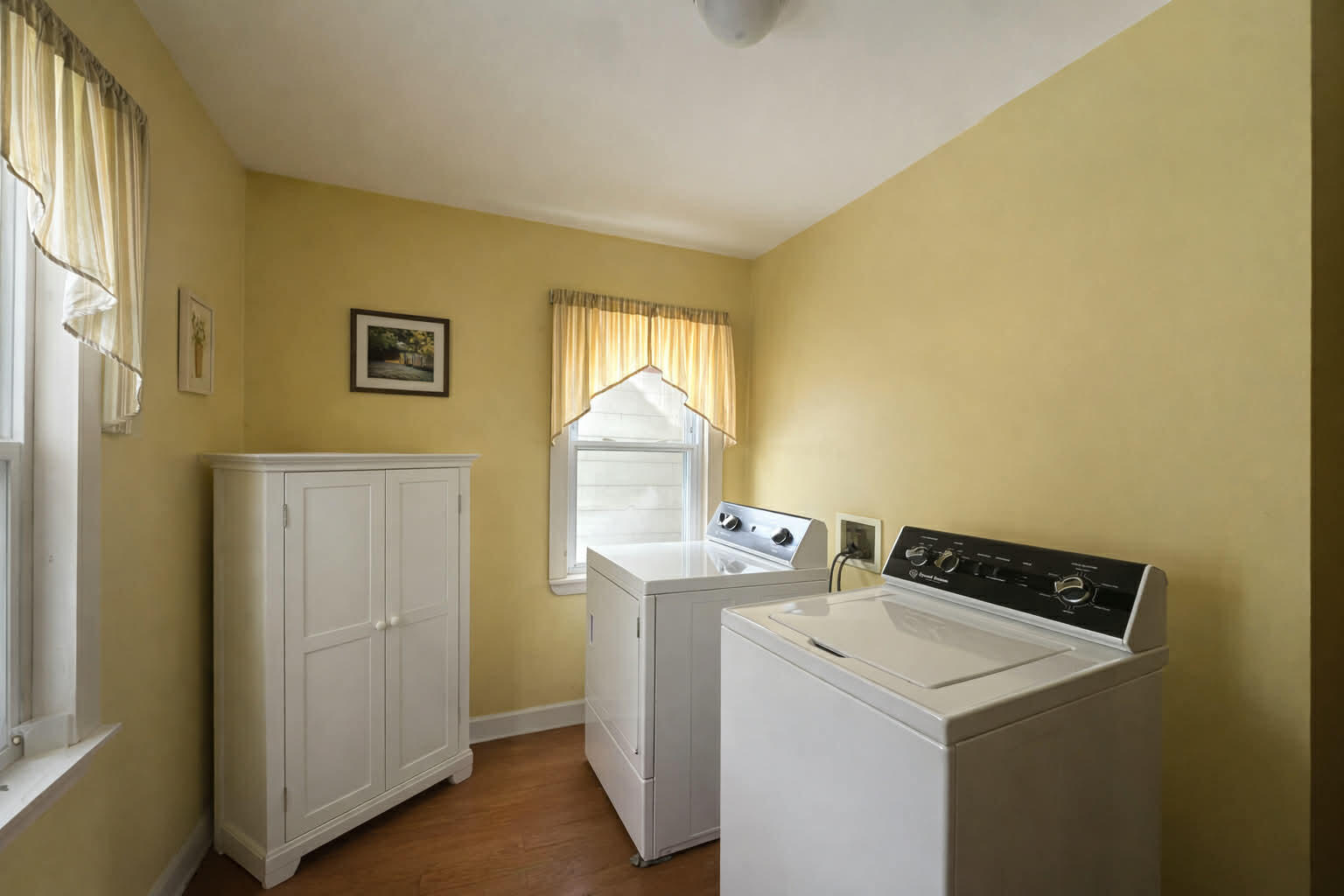 86 North 2nd Rangeway Oakland, ME 04963 - Photo 14 of 26 Laundry Room Bedroom