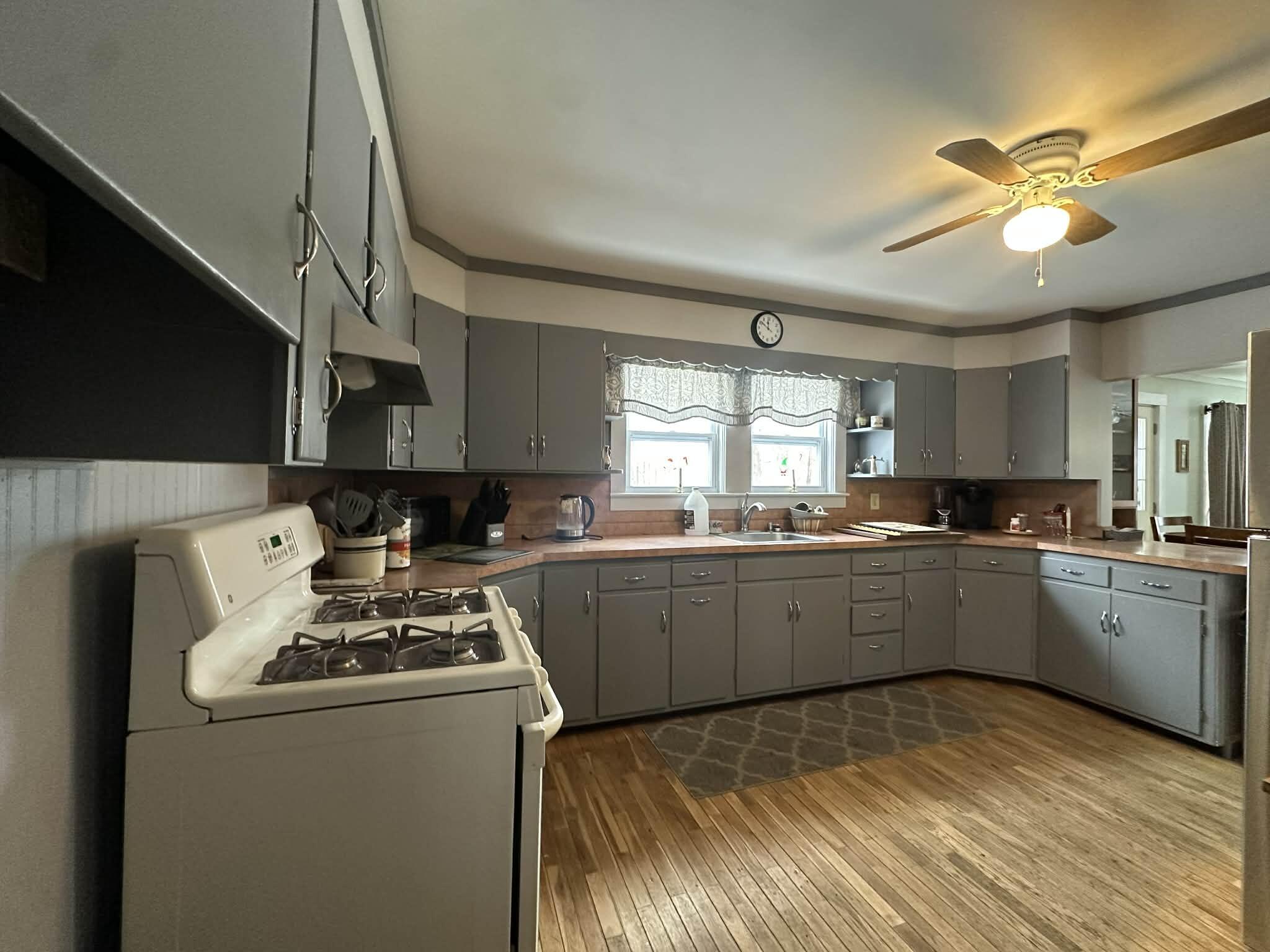 86 North 2nd Rangeway Oakland, ME 04963 - Photo 5 of 26 Kitchen