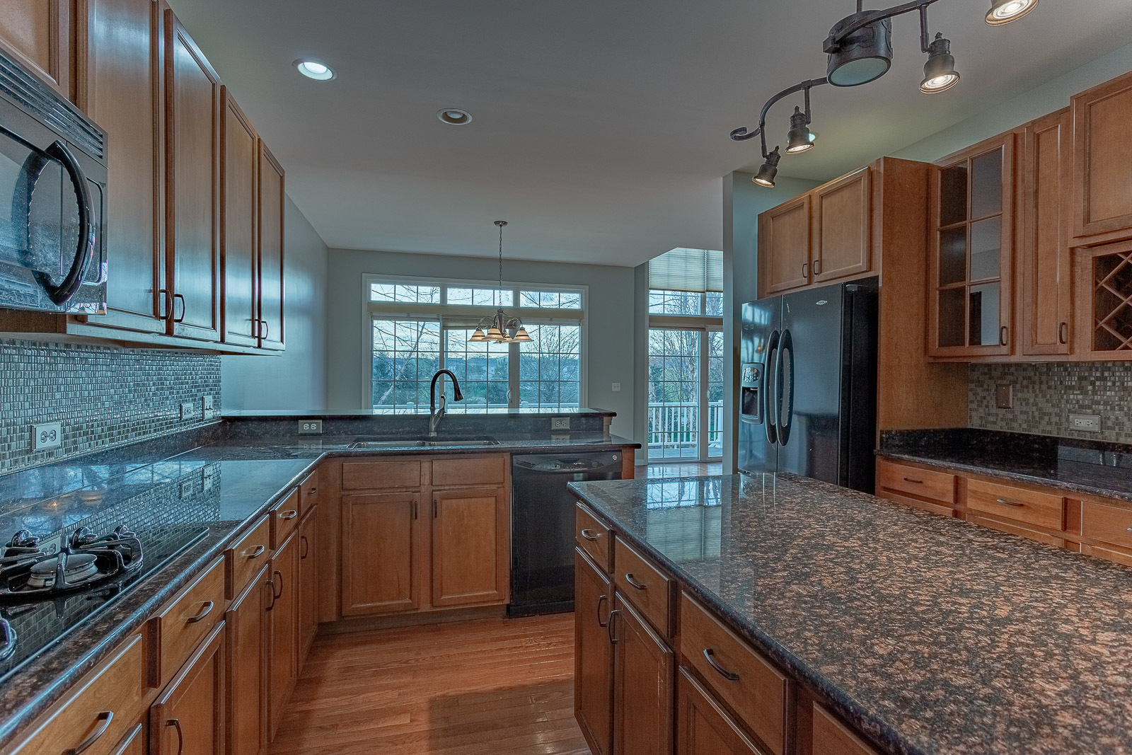 1036 Hummingbird Way Bartlett, IL 60103 - Photo 3 of 40