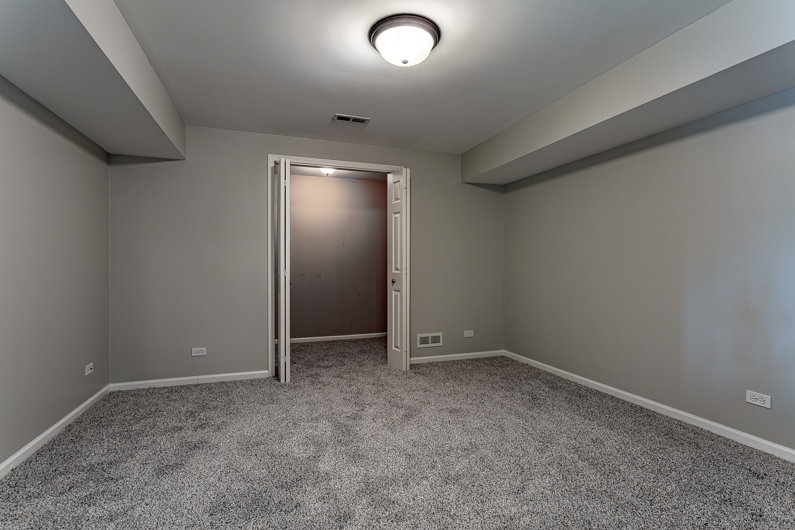 1036 Hummingbird Way Bartlett, IL 60103 - Photo 33 of 40