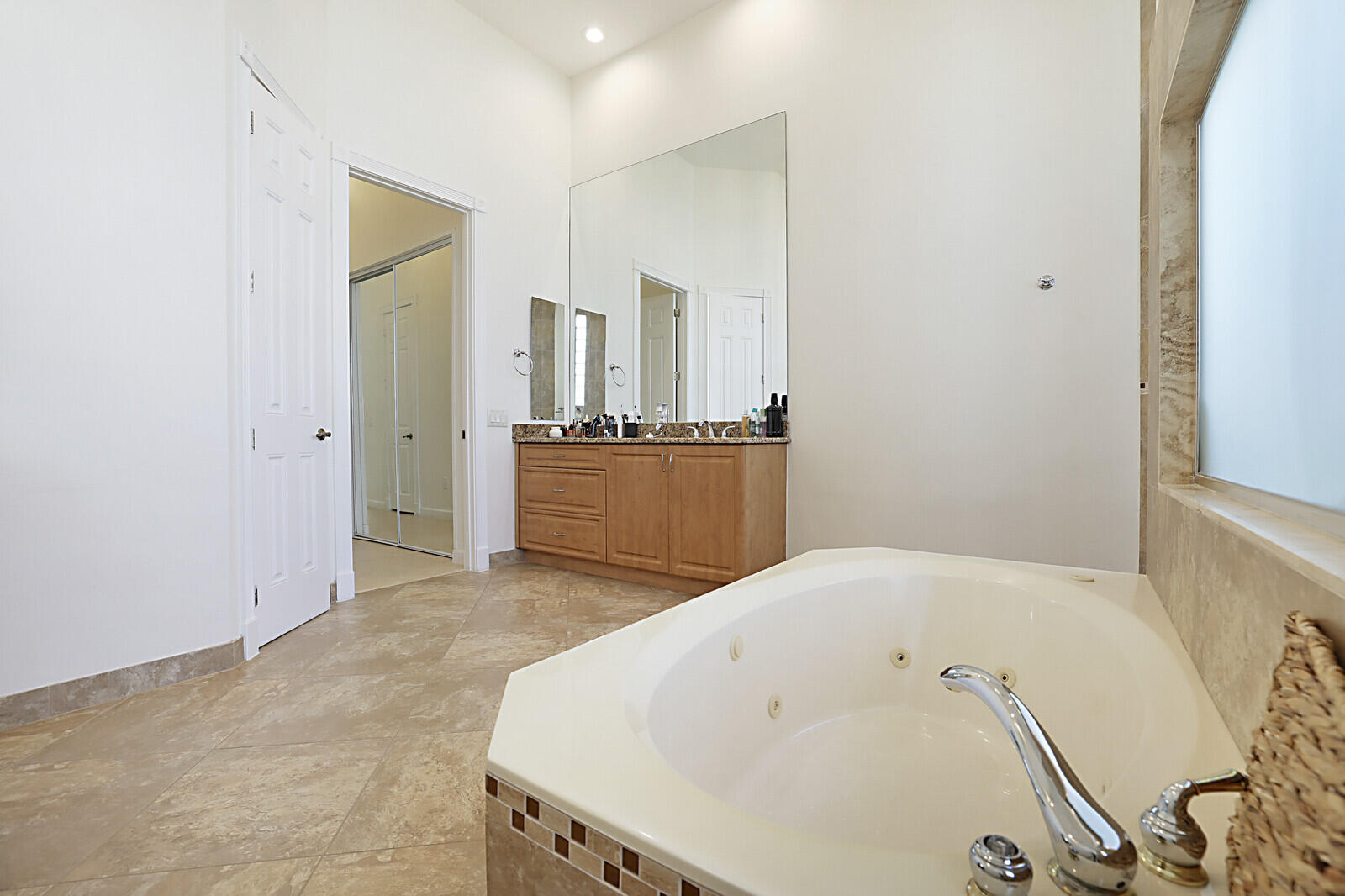 21707 Marigot Drive Boca Raton, FL 33428 - Photo 14 of 23 13_21707_Marigot_Drive_13_mls