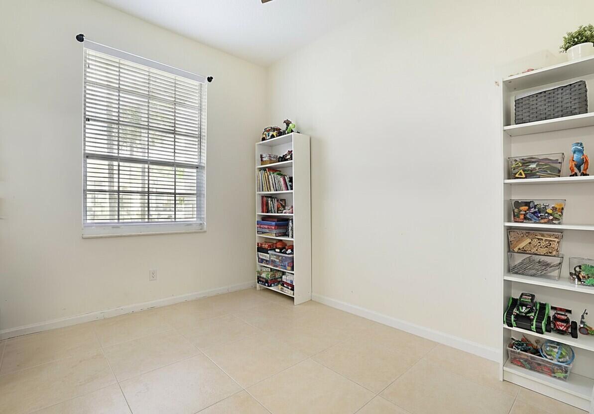 21707 Marigot Drive Boca Raton, FL 33428 - Photo 8 of 23 Office 14_21707_Marigot_Drive_14_mls (6)