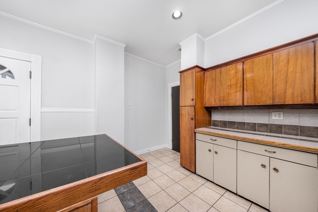 51 Shurtleff Street, Unit 3 Chelsea, MA 02150 - Photo 6 of 24