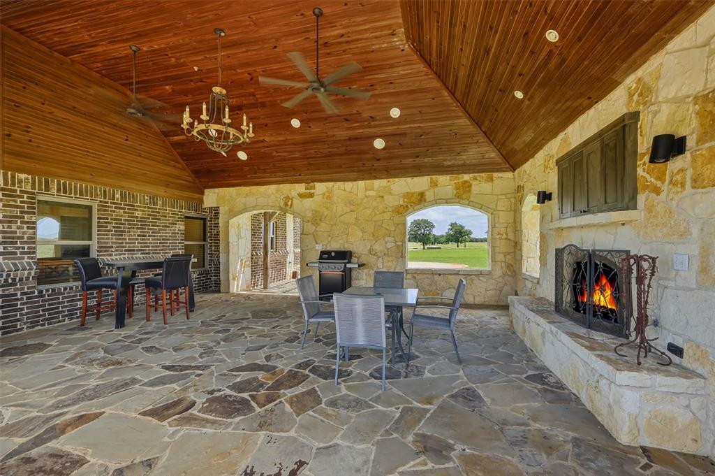 10531 Cole Road Pilot Point, TX 76258 - Photo 30 of 40