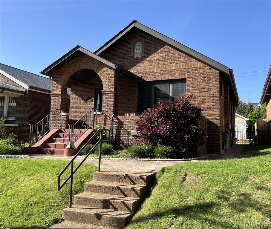 5417 Rhodes Avenue St. Louis, MO 63109 - Photo 3 of 32