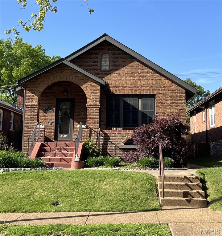 5417 Rhodes Avenue St. Louis, MO 63109 - Photo 4 of 32