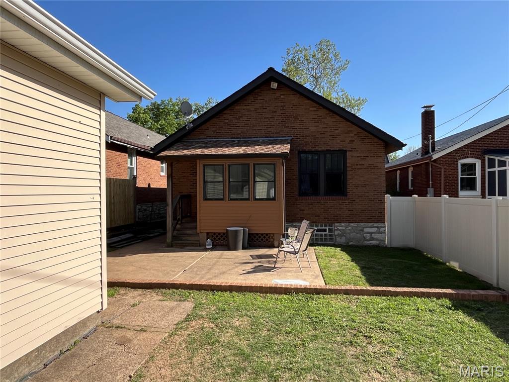 5417 Rhodes Avenue St. Louis, MO 63109 - Photo 5 of 32