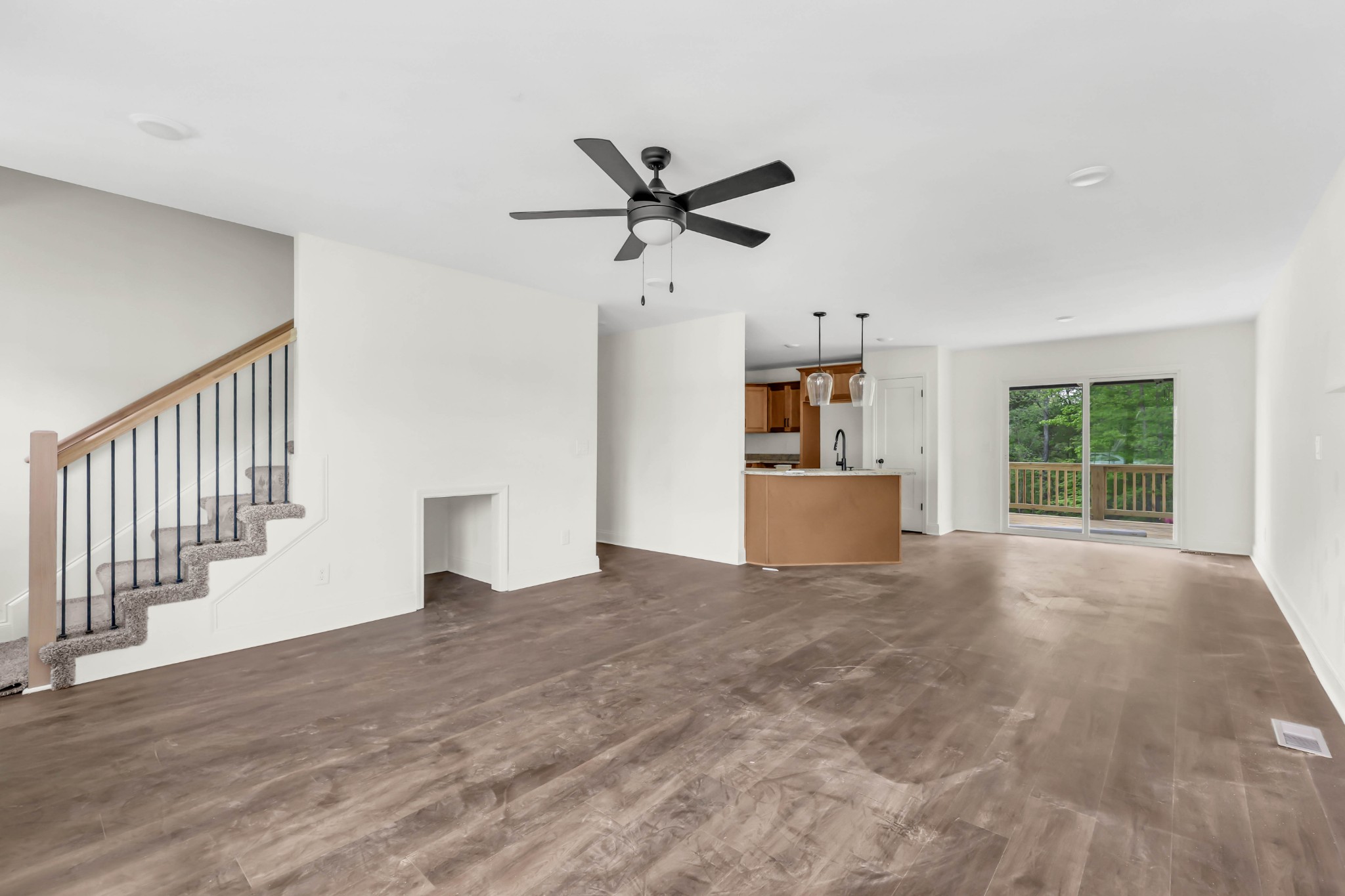 246 Wayne Hall Road Clarksville, TN 37040 - Photo 3 of 20 Gallery Image 3