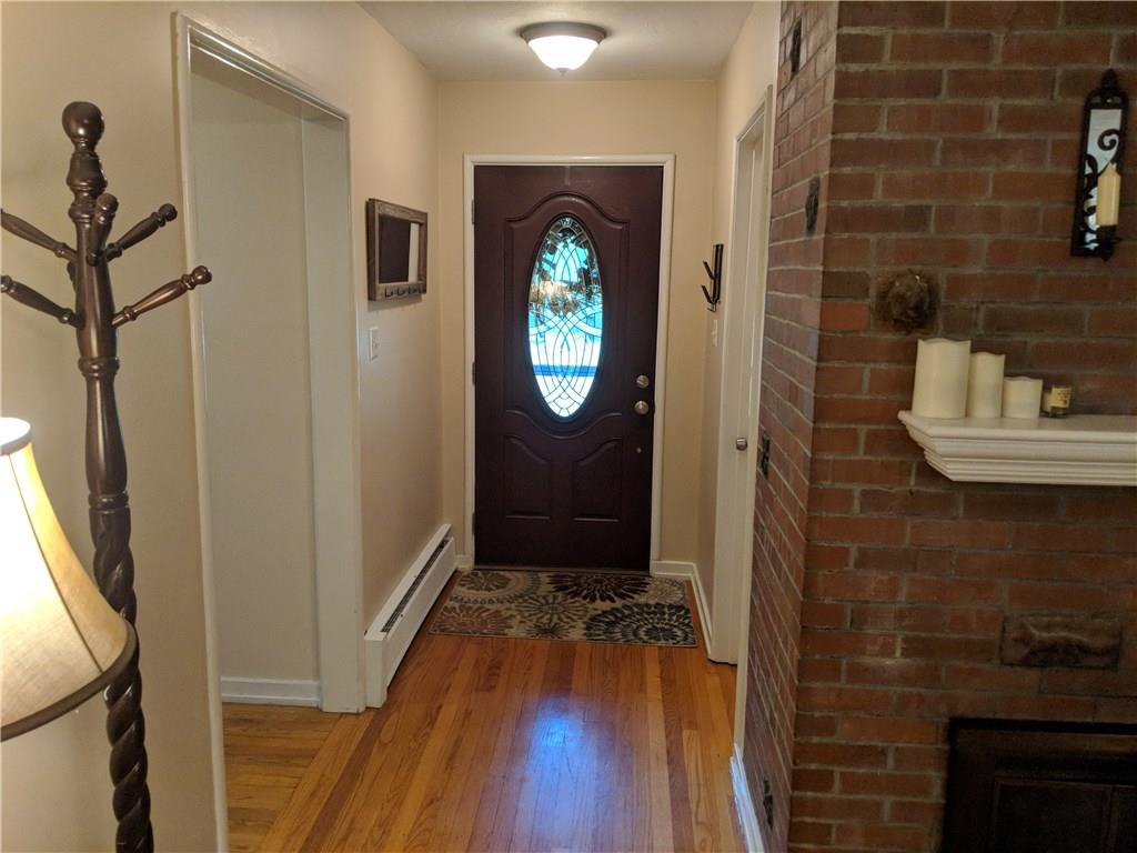 5743 Meridian Road Gibsonia, PA 15044 - Photo 3 of 25 Gallery Image 3
