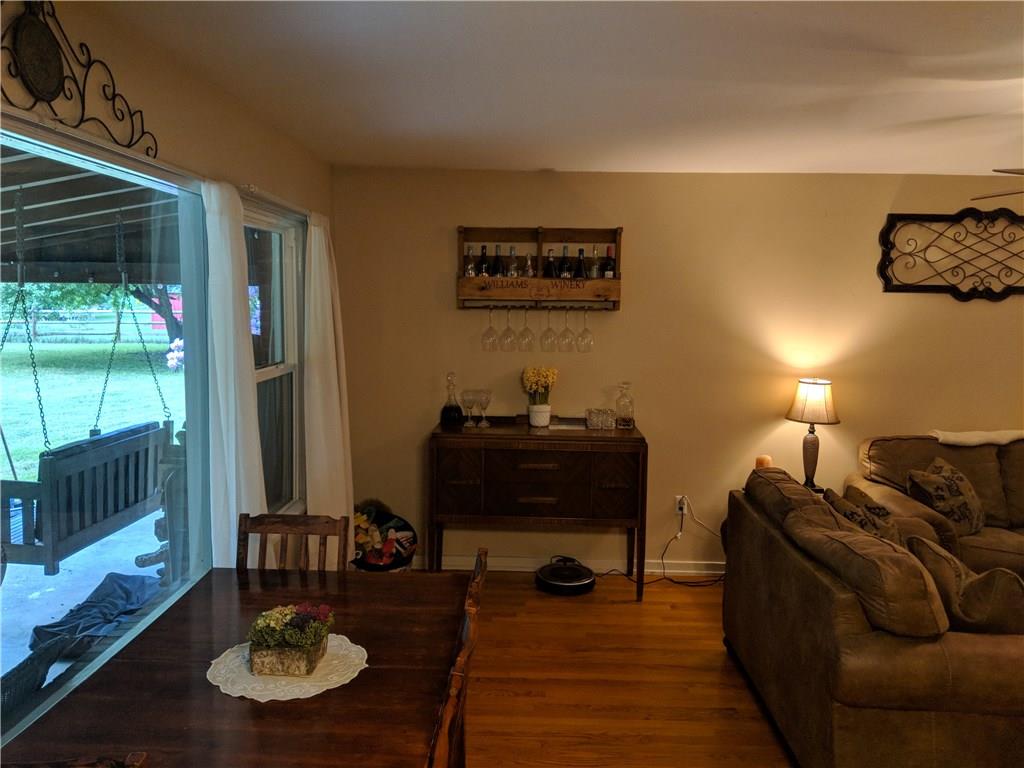 5743 Meridian Road Gibsonia, PA 15044 - Photo 5 of 25 Gallery Image 5