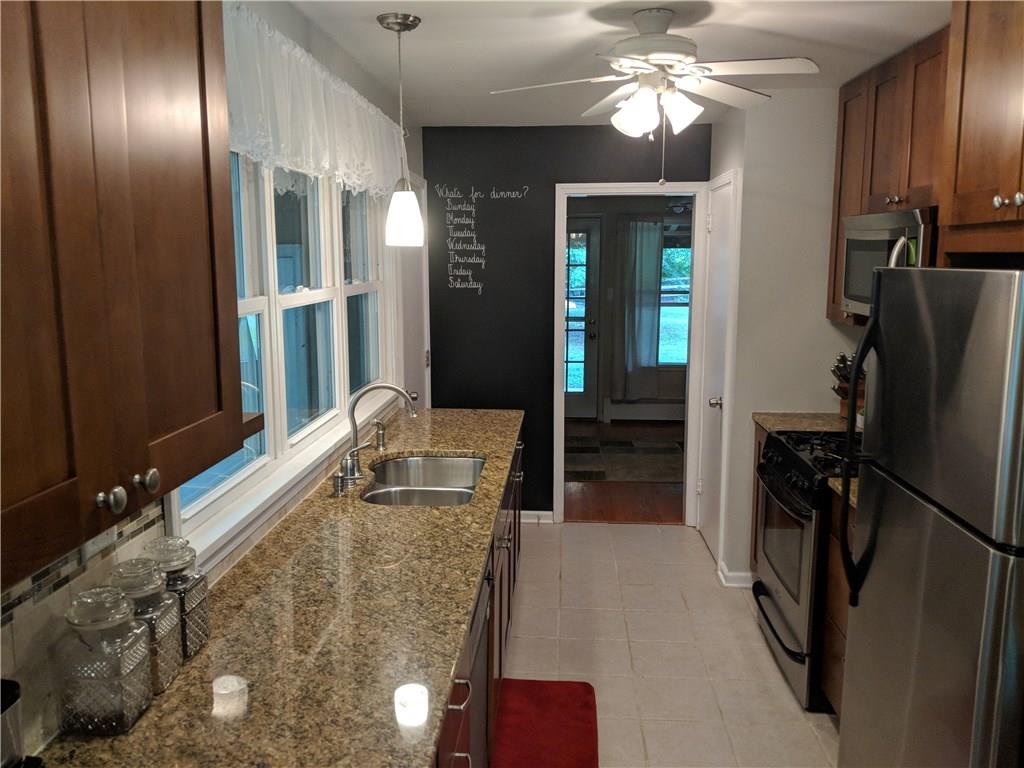 5743 Meridian Road Gibsonia, PA 15044 - Photo 8 of 25 Gallery Image 8