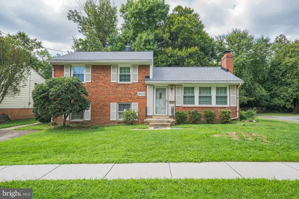 $3,195 | 4912 Adrian Street, Rockville, MD 20853