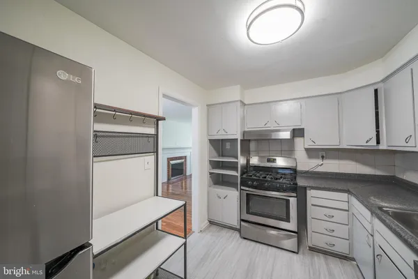 $3,195 | 4912 Adrian Street, Rockville, MD 20853