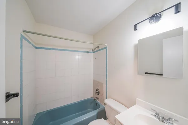 $3,195 | 4912 Adrian Street, Rockville, MD 20853