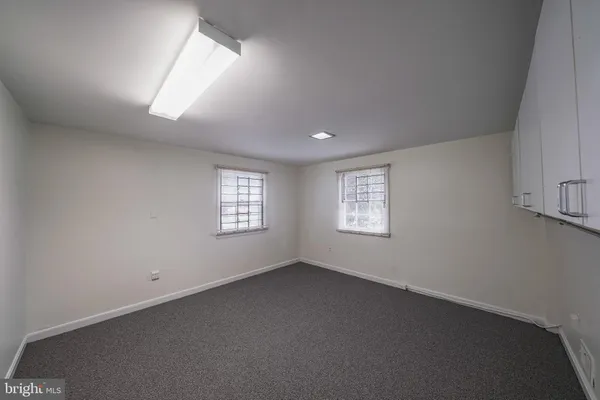 $3,195 | 4912 Adrian Street, Rockville, MD 20853