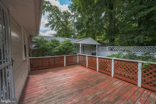 $3,195 | 4912 Adrian Street, Rockville, MD 20853