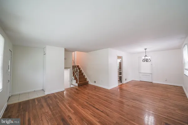 $3,195 | 4912 Adrian Street, Rockville, MD 20853