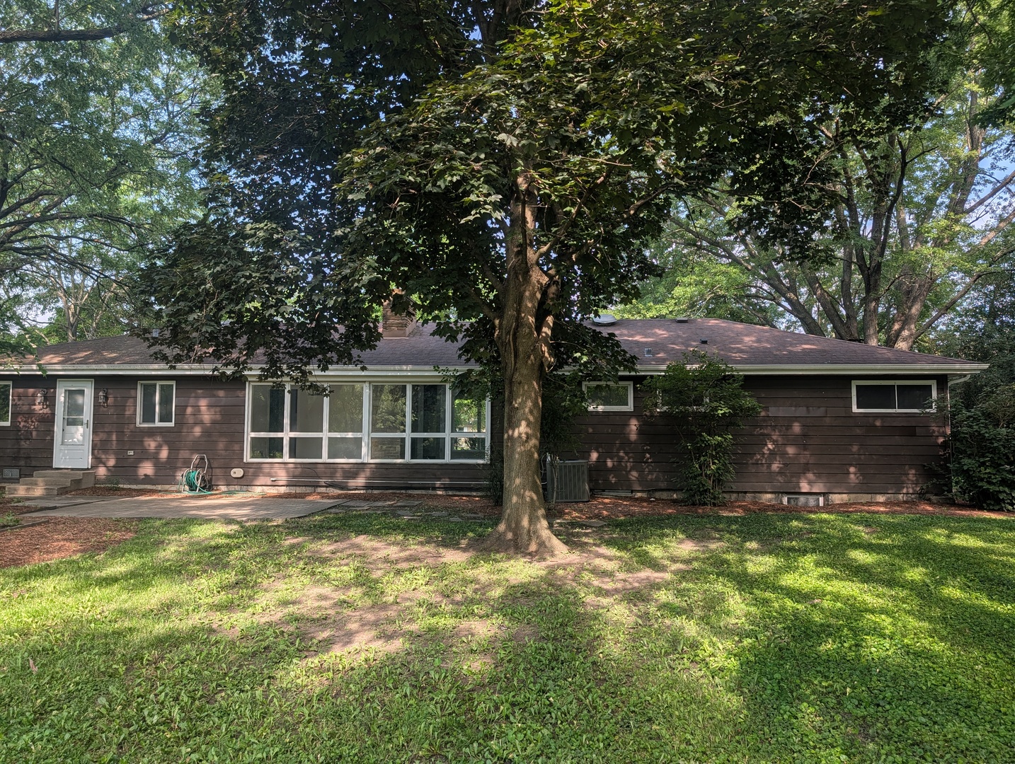 71 North Ela Road Palatine, IL 60067 - Photo 3 of 23