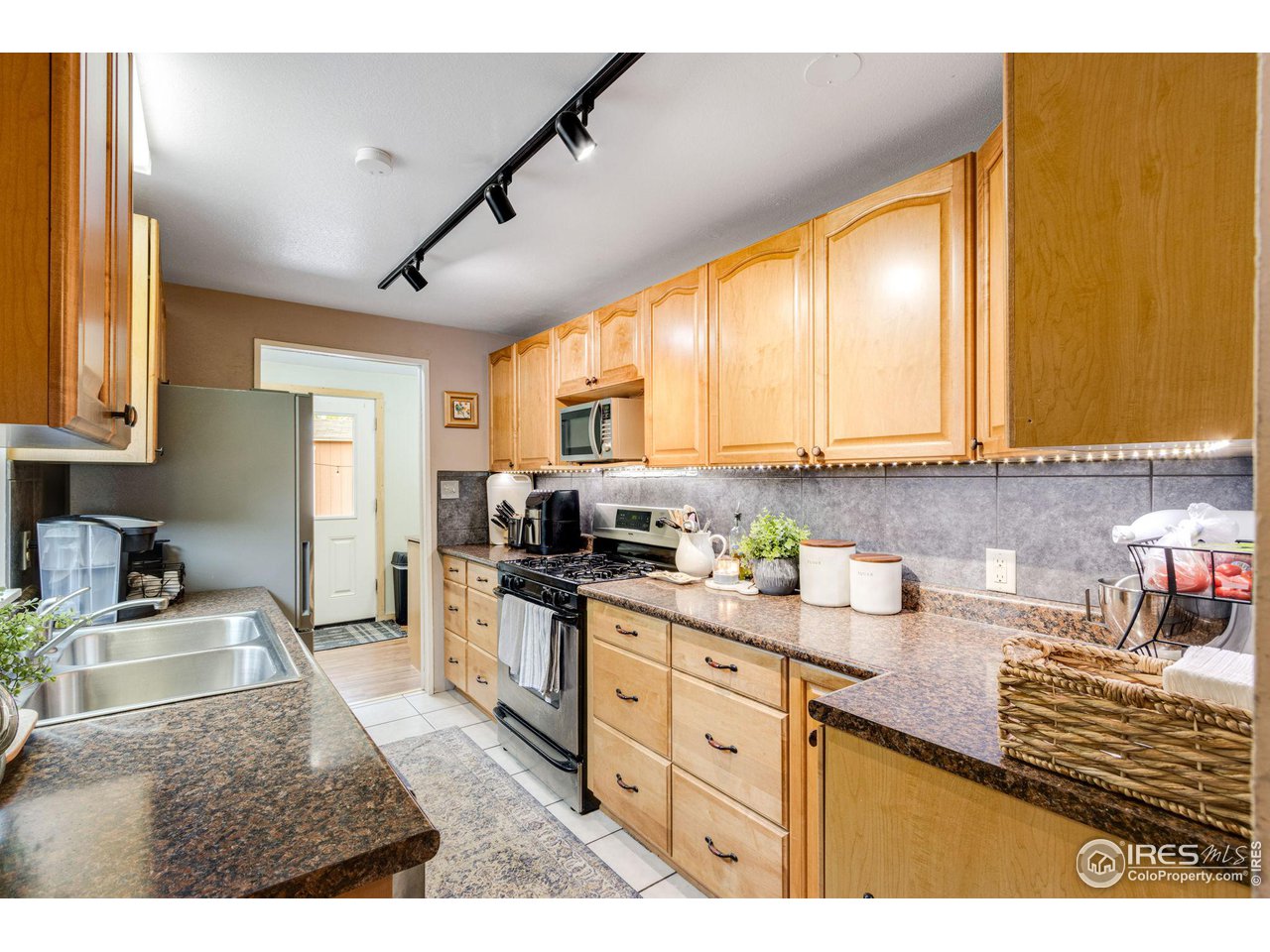 2786 Riverside Drive Lyons, CO 80540 - Photo 16 of 35