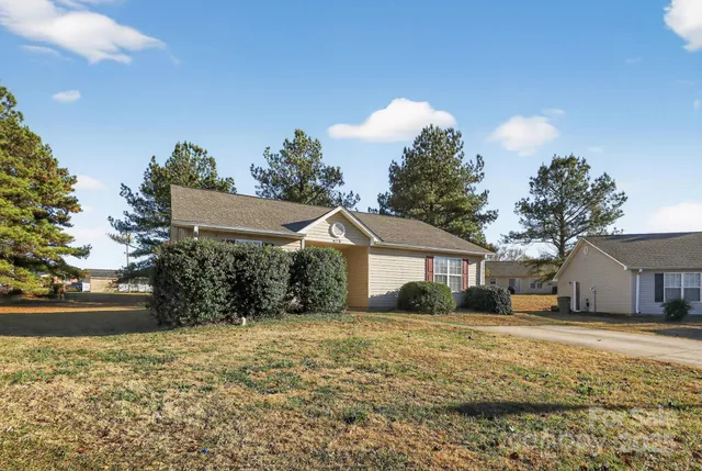 $194,900 | 615 Basil Court, Spartanburg, SC 29301